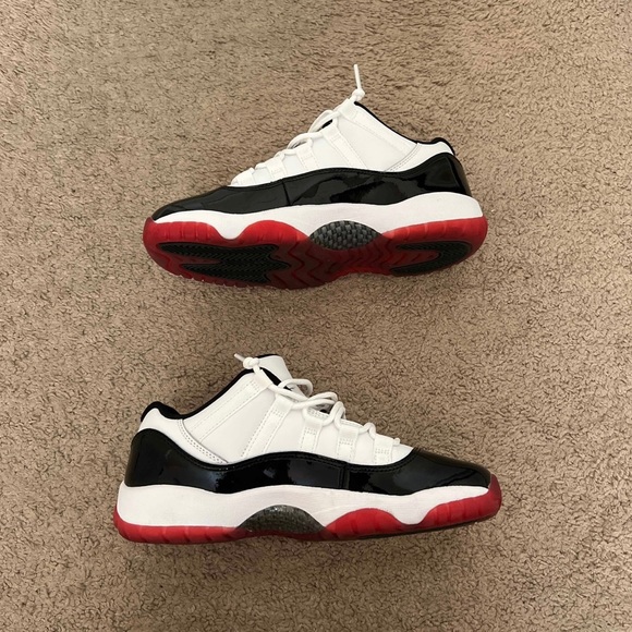 Air Jordan 11 Retro Low GS 'Concord-Bred' - Picture 3 of 9